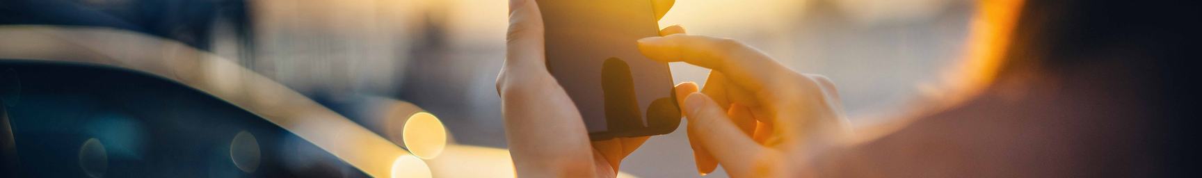 Phone_Woman_Hand